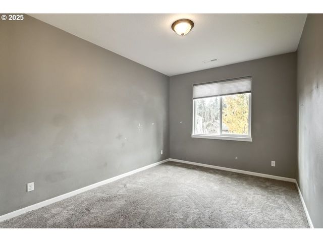 17647 HARDENBROOK Ave, Sandy, OR 97055