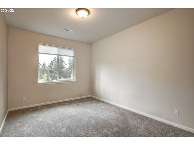 17647 HARDENBROOK Ave, Sandy, OR 97055