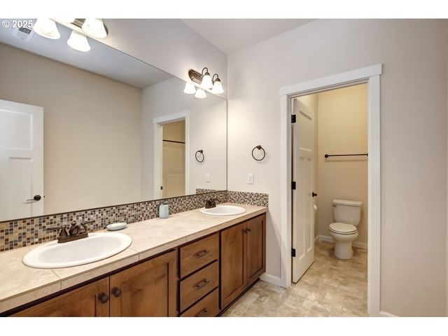 17647 HARDENBROOK Ave, Sandy, OR 97055