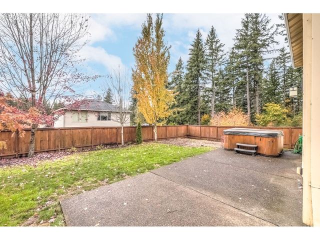 17647 HARDENBROOK Ave, Sandy, OR 97055