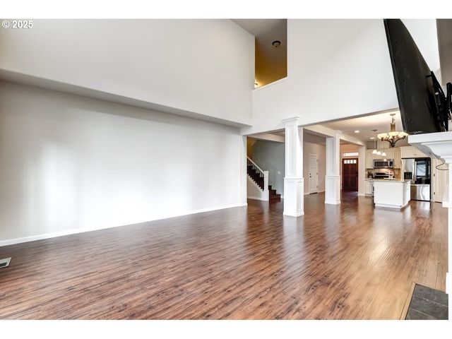 17647 HARDENBROOK Ave, Sandy, OR 97055