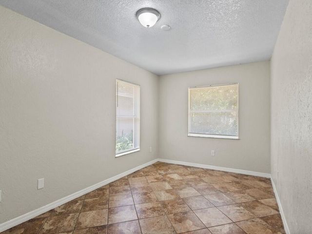 605 Dundas Court, Fort Pierce, FL 34950
