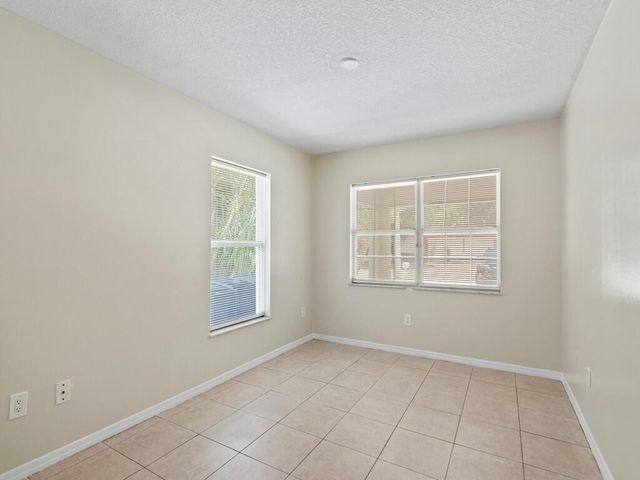 605 Dundas Court, Fort Pierce, FL 34950