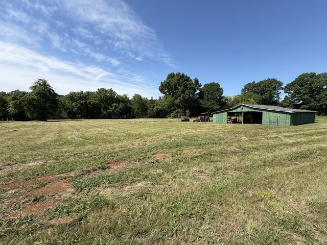 10650 Lascassas Pike, Milton, TN 37118