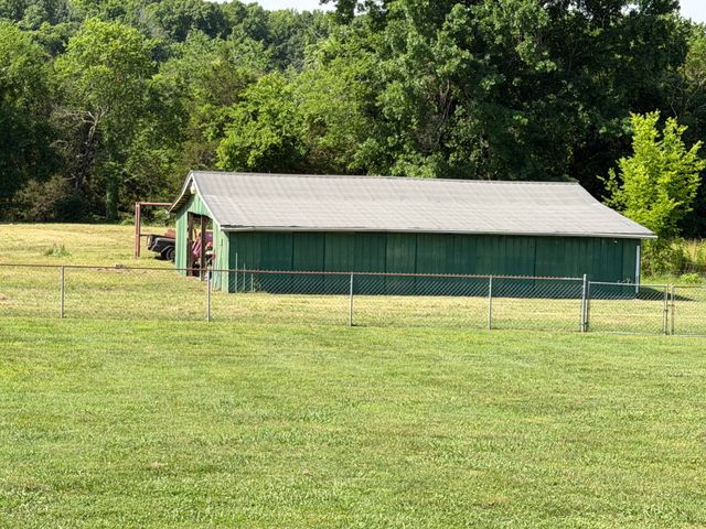 10650 Lascassas Pike, Milton, TN 37118
