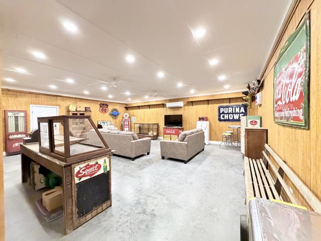 10650 Lascassas Pike, Milton, TN 37118