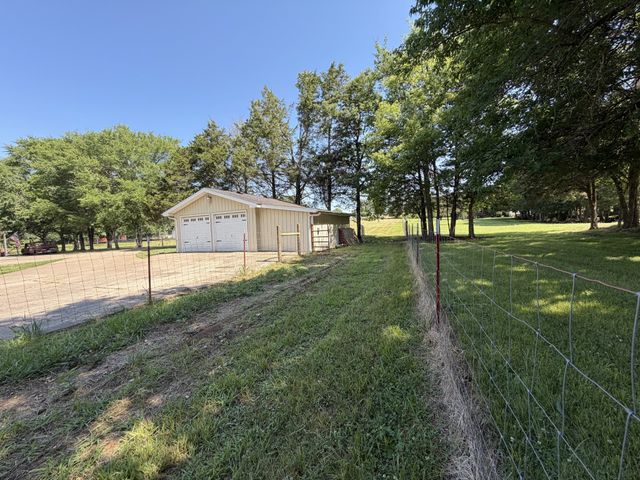 10650 Lascassas Pike, Milton, TN 37118