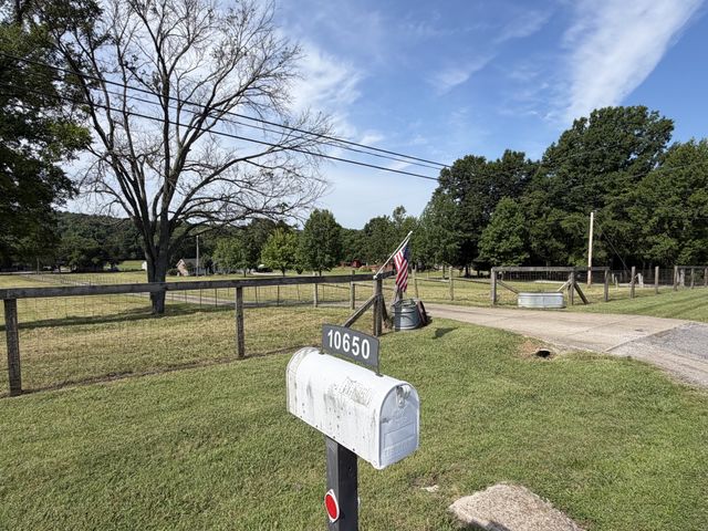 10650 Lascassas Pike, Milton, TN 37118