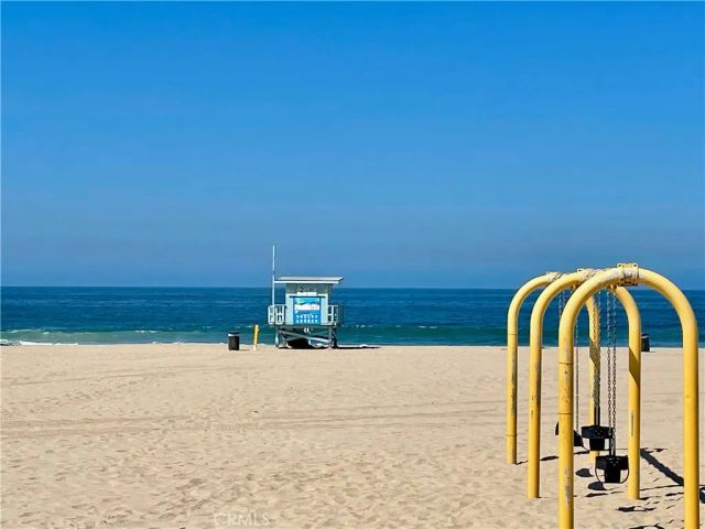 415 2nd, Hermosa Beach, CA 90254