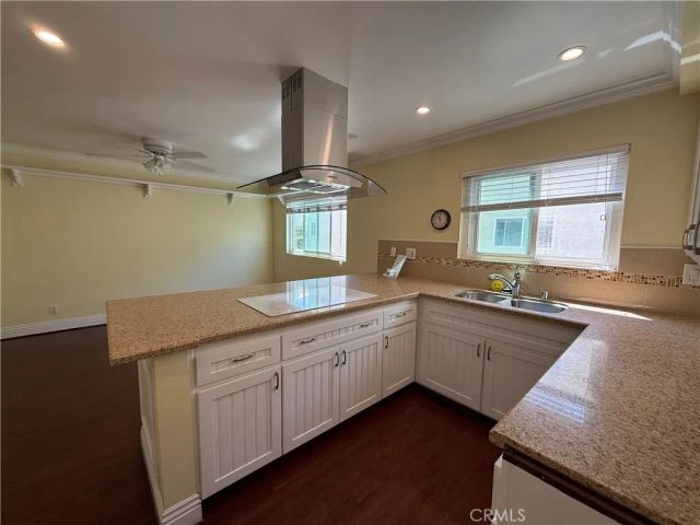 415 2nd, Hermosa Beach, CA 90254