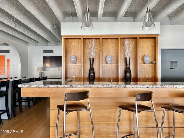 4750 N CENTRAL Avenue 1N, Phoenix, AZ 85012