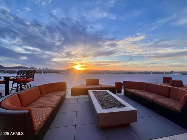 4750 N CENTRAL Avenue 1N, Phoenix, AZ 85012