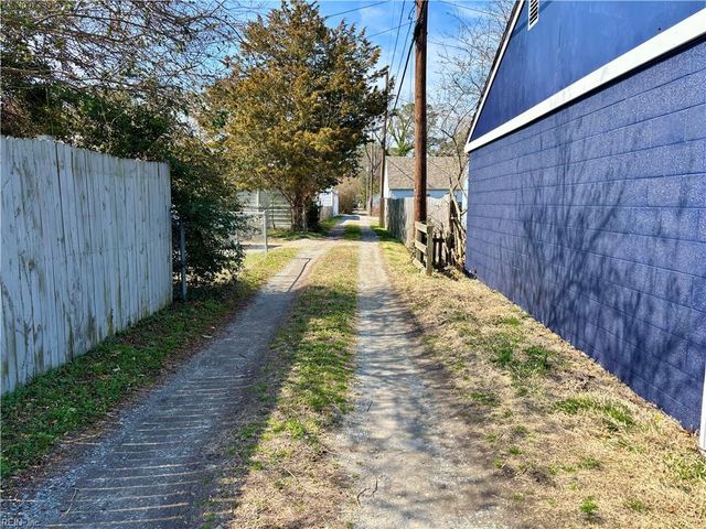 3813 High ST, Portsmouth, VA 23707