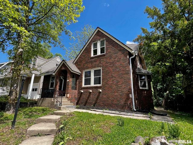 2718 N NORTH Street, Peoria, IL 61604