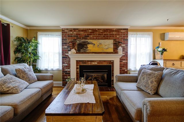 55 Jastram Street, Providence, RI 02908