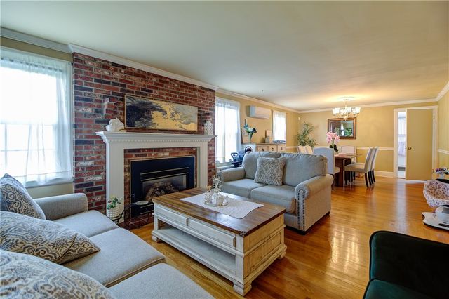 55 Jastram Street, Providence, RI 02908