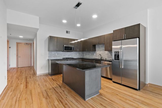 1240 S 2nd Street 225, Minneapolis, MN 55415