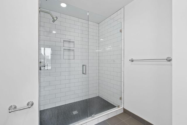 1240 S 2nd Street 225, Minneapolis, MN 55415