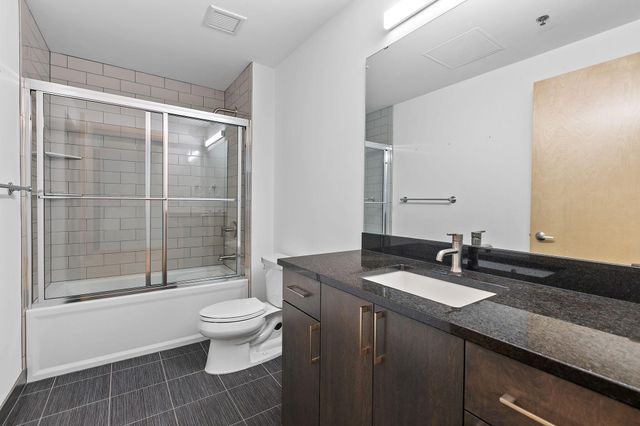 1240 S 2nd Street 225, Minneapolis, MN 55415