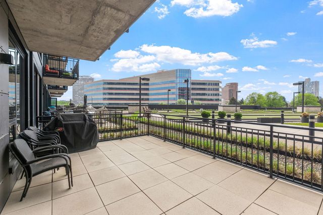 1240 S 2nd Street 225, Minneapolis, MN 55415