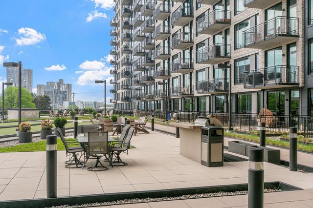 1240 S 2nd Street 225, Minneapolis, MN 55415