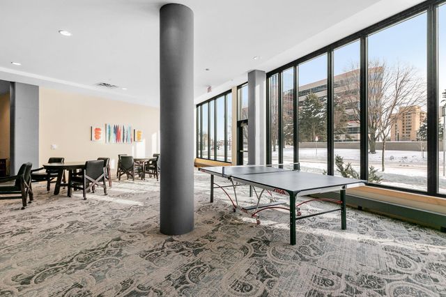 1240 S 2nd Street 225, Minneapolis, MN 55415