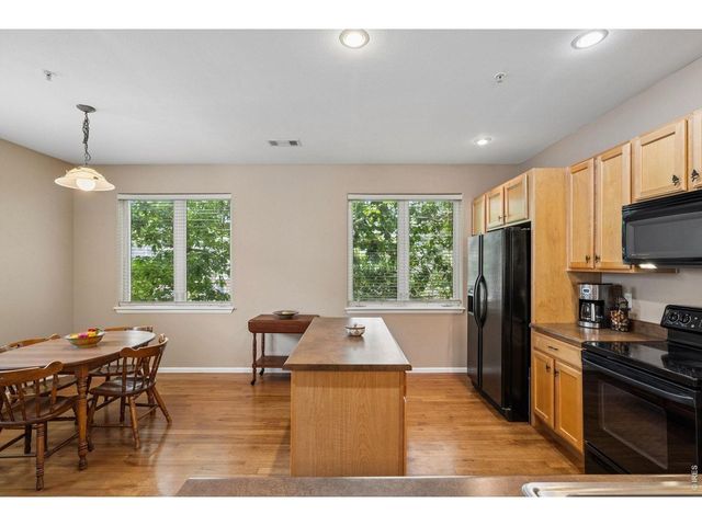 2761 W Riverwalk Cir A, Littleton, CO 80123