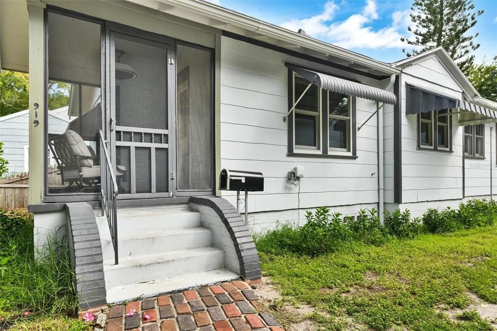 919 29TH STREET N, St Petersburg, FL 33713