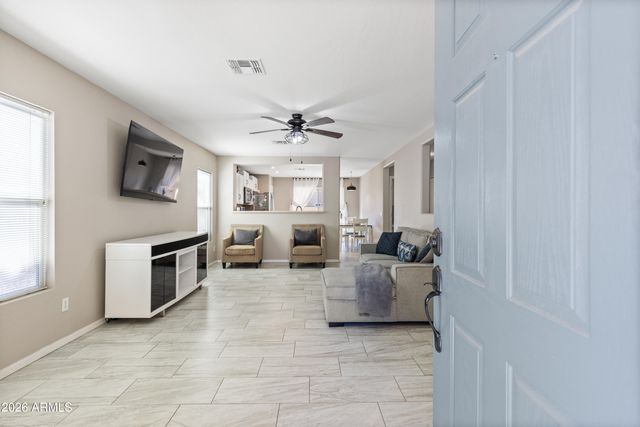 11549 W VOGEL Avenue, Youngtown, AZ 85363