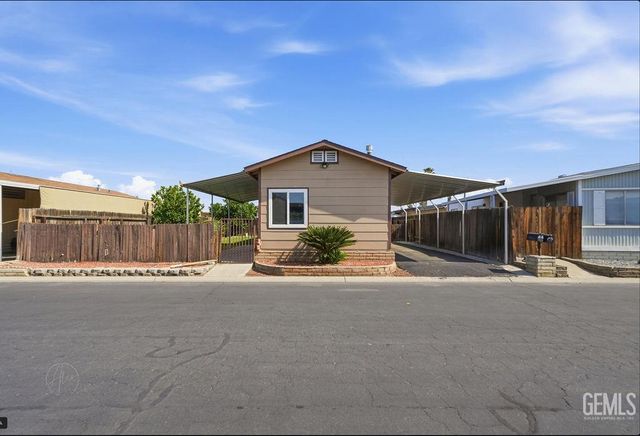 3535 Stine Road 44, Bakersfield, CA 93309