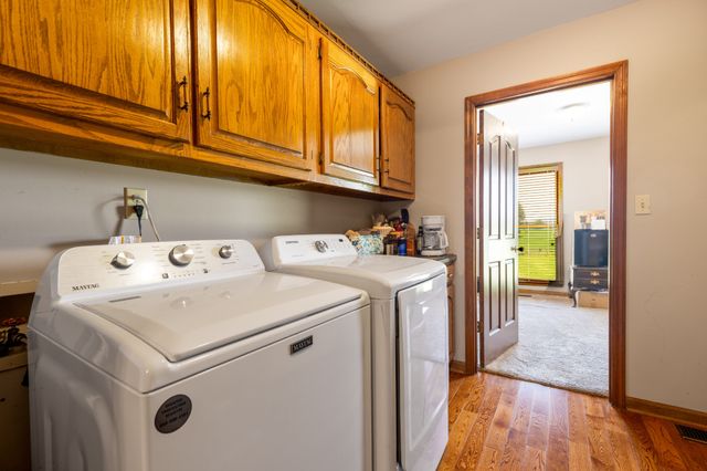 2325 Old Well Rd, Morrison, TN 37357