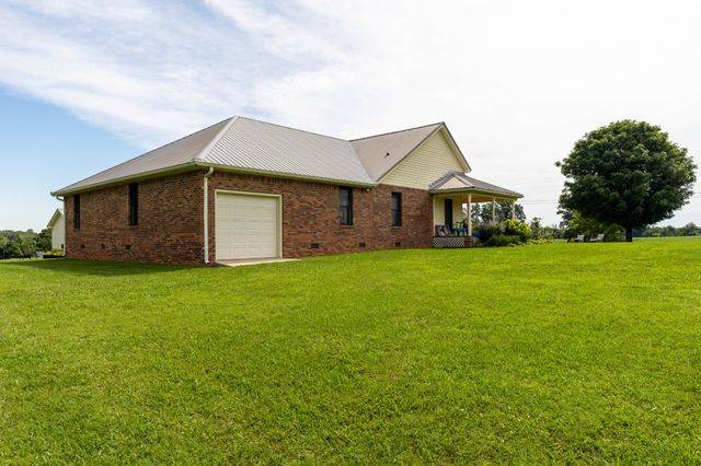 2325 Old Well Rd, Morrison, TN 37357