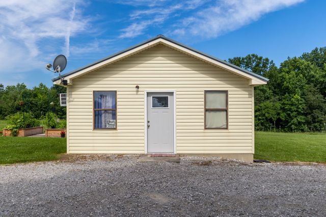 2325 Old Well Rd, Morrison, TN 37357