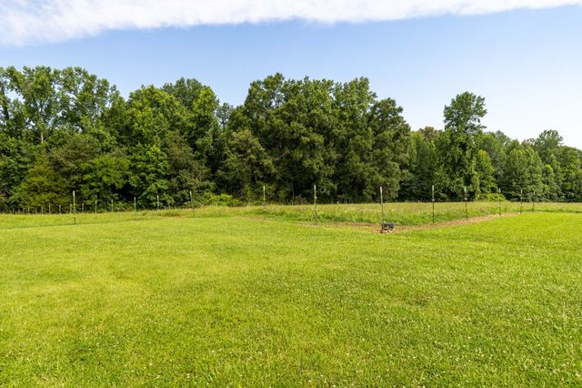 2325 Old Well Rd, Morrison, TN 37357