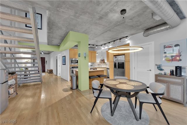 360 East Desert Inn Road 607, Las Vegas, NV 89109