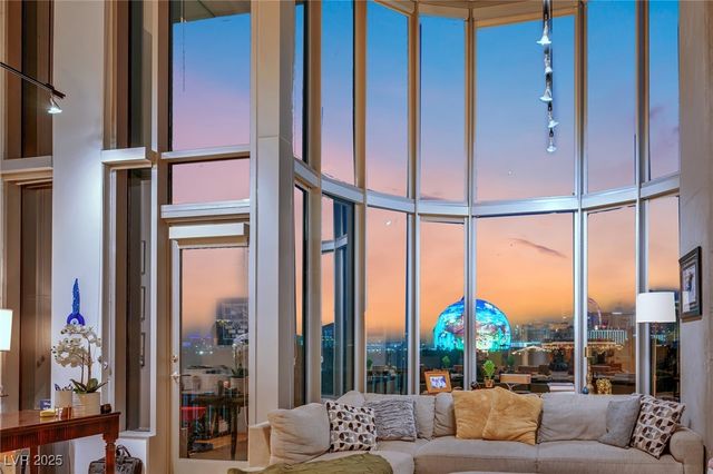 360 East Desert Inn Road 607, Las Vegas, NV 89109