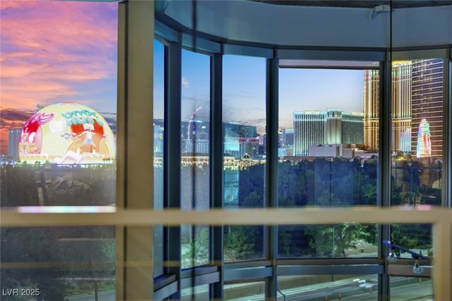 360 East Desert Inn Road 607, Las Vegas, NV 89109