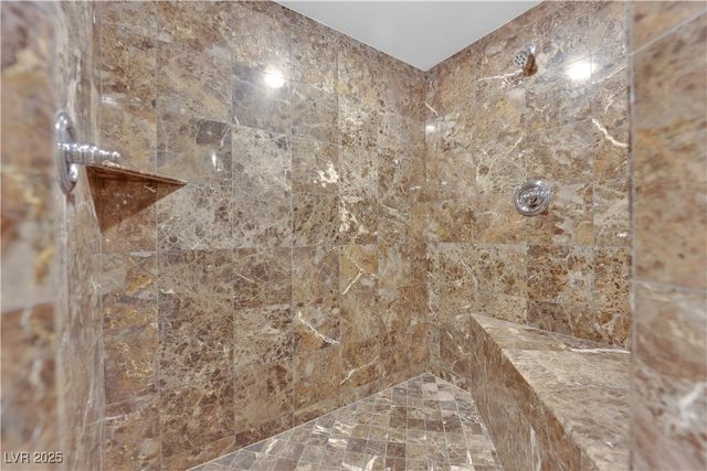 360 East Desert Inn Road 607, Las Vegas, NV 89109