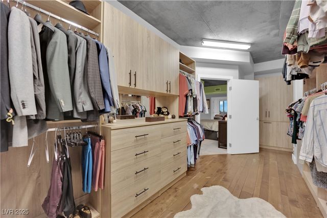 360 East Desert Inn Road 607, Las Vegas, NV 89109