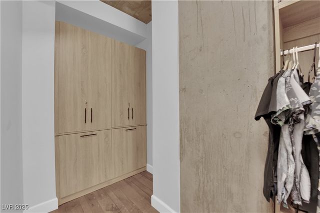 360 East Desert Inn Road 607, Las Vegas, NV 89109