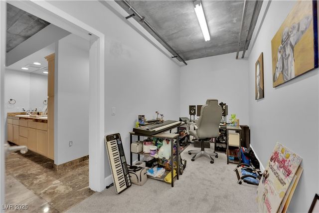 360 East Desert Inn Road 607, Las Vegas, NV 89109