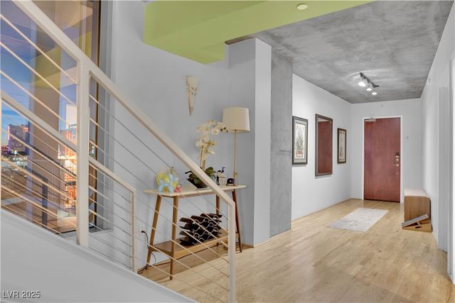 360 East Desert Inn Road 607, Las Vegas, NV 89109