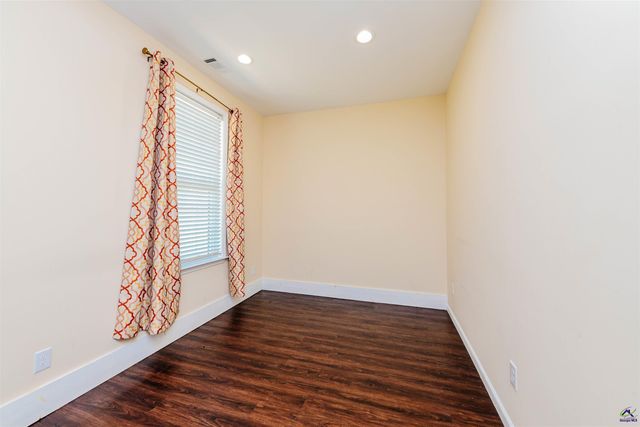 202 Stafford Beach Drive, Byron, GA 31008