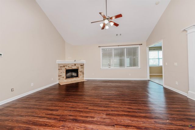 202 Stafford Beach Drive, Byron, GA 31008