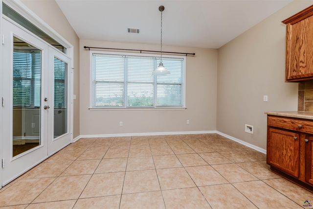 202 Stafford Beach Drive, Byron, GA 31008