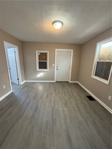 195 5th Street, Rochester, NY 14605