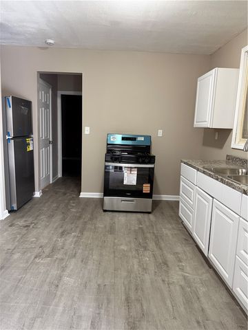 195 5th Street, Rochester, NY 14605