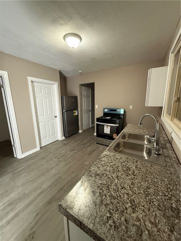 195 5th Street, Rochester, NY 14605