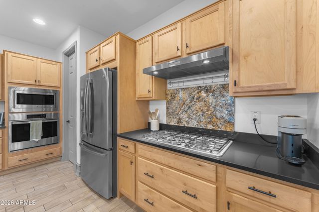 20282 E ARROWHEAD Trail, Queen Creek, AZ 85142