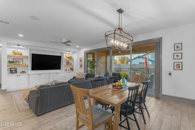 20282 E ARROWHEAD Trail, Queen Creek, AZ 85142